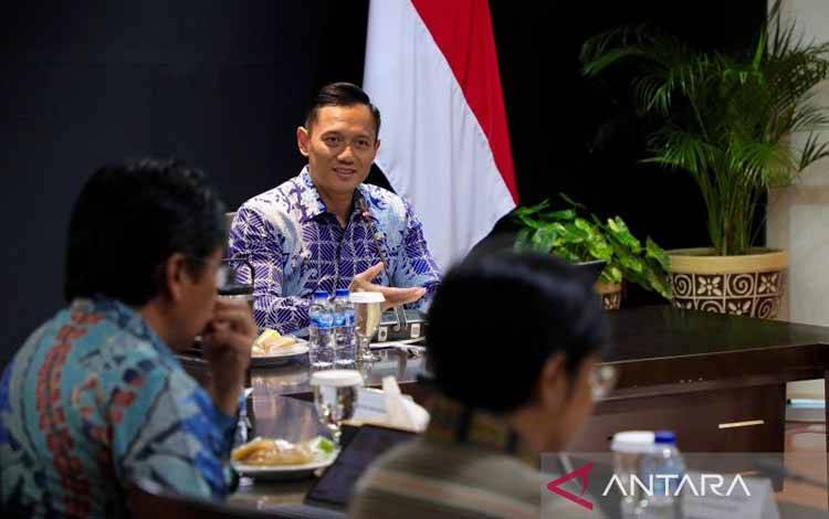 Menko AHY Ungkap Tiga Langkah Turunkan Harga Tiket Pesawat