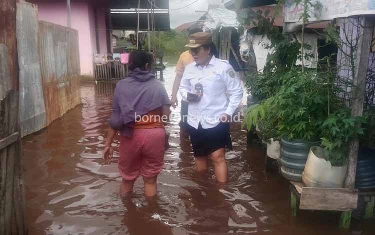 Debit Air Banjir Menurun, Peninjauan di Kelurahan Langkai Tetap Dilakukan