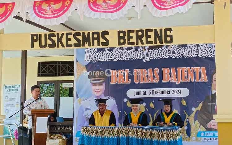 Sekolah Lansia Menggelar Wisuda Lansia Angkatan Pertama