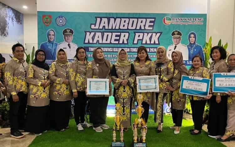 Kabupaten Kapuas Raih Dua Penghargaan di Ajang Jambore Kader PKK Tingkat Provinsi