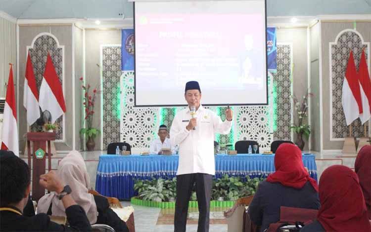 Kepala Kemenag Kapuas Dorong Generasi Milenial Berperan Jaga Kerukunan Umat Beragama