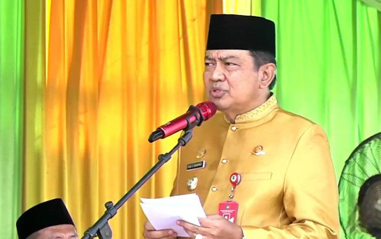 Momen Pawai Nasi Adab, Pj. Bupati Kobar Sampaikan Salam Perpisahan