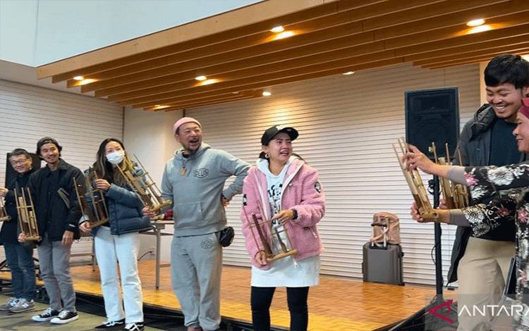Pesona Angklung Indonesia di Festival Lintas Budaya Chigasaki, Jepang