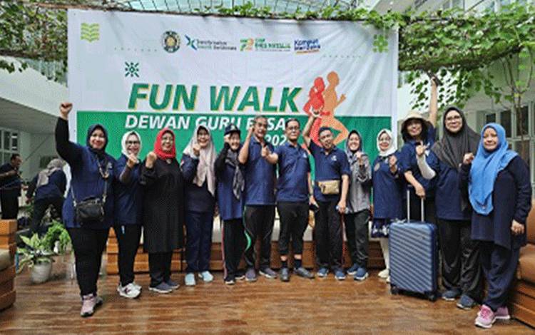 Penanaman Pohon Endemik Sumut Warnai Acara Fun Walk Dewan Guru Besar USU