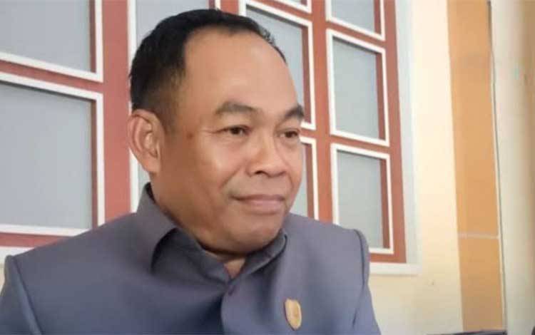 Fraksi Golkar Usulkan Pemkab Kobar Lakukan Evaluasi Pada Struktur Belanja Daerah