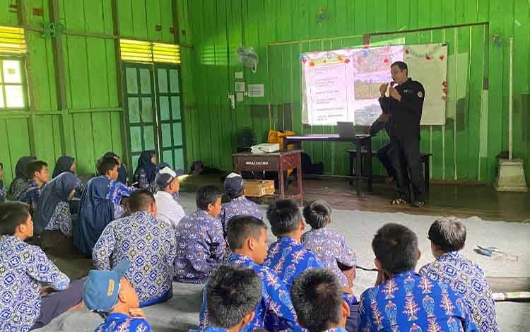 Pentingnya Edukasi Tumbuhan dan Satwa Liar Dilindungi Sejak Dini