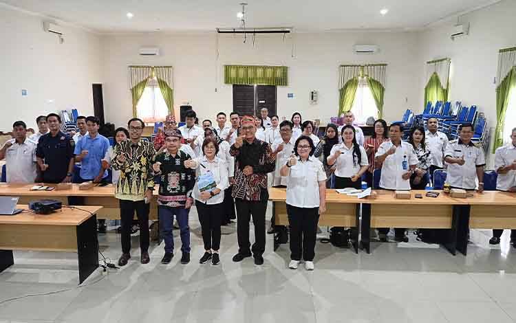 Disbudparpora Barito Timur dan UGM Gelar FGD Penyusunan Ripparda
