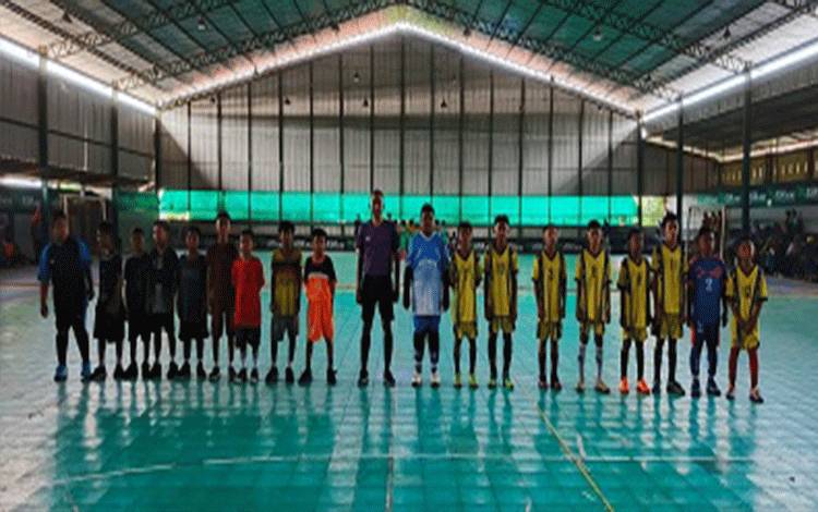 Tim Futsal MIN 5 Melaju ke Babak 8 Besar Porseni KKM MI Kota Palangka Raya