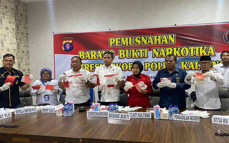 Polda Kalteng Gagalkan Peredaran 5,7 Kg Sabu dan Ganja Sepanjang November, 26 Tersangka Ditangkap