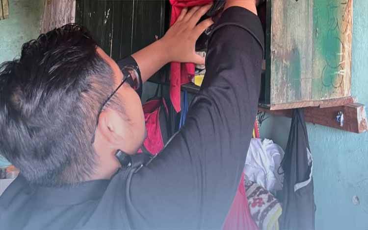 Petugas Rutan Kapuas Razia Kamar Hunian Warga Binaan