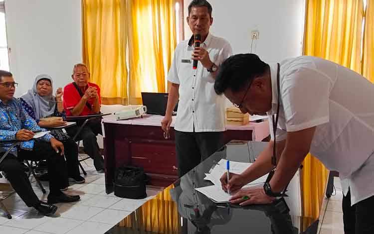 Disnakertrans Kotim Minta Minimarket hingga Hotel Terapkan UMK
