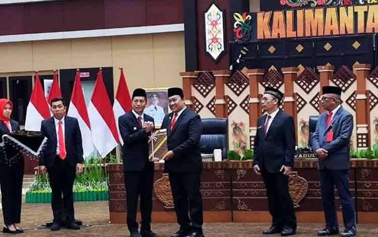Pj Bupati Barito Utara Hadiri Penyerahan DIPA dan Alokasi TKD 2025