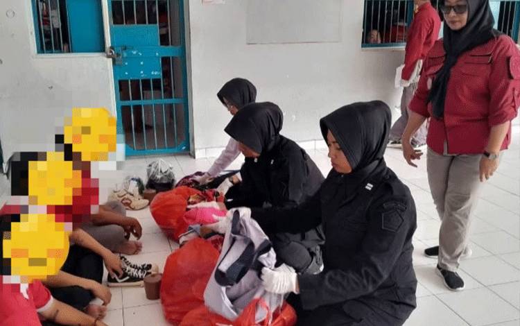 Lapas Perempuan Palangka Raya Lakukan Mutasi Kamar Hunian Warga Binaan