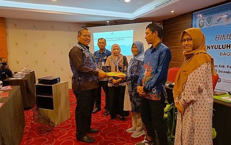 Kadinkes Kotim Tegaskan Akan Tarik Sertifikat IRTP Bagi Penjual Makanan Kadaluwarsa