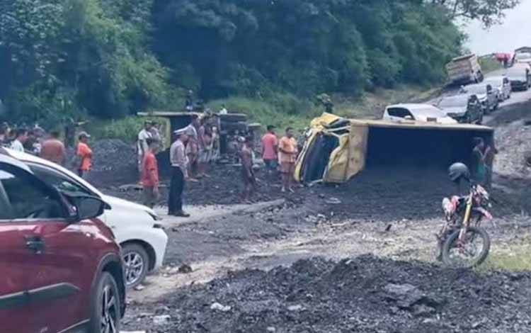 Ketua Dewan Soroti Jalan Gunung Mas Rusak Ganggu Mobilitas Masyarakat
