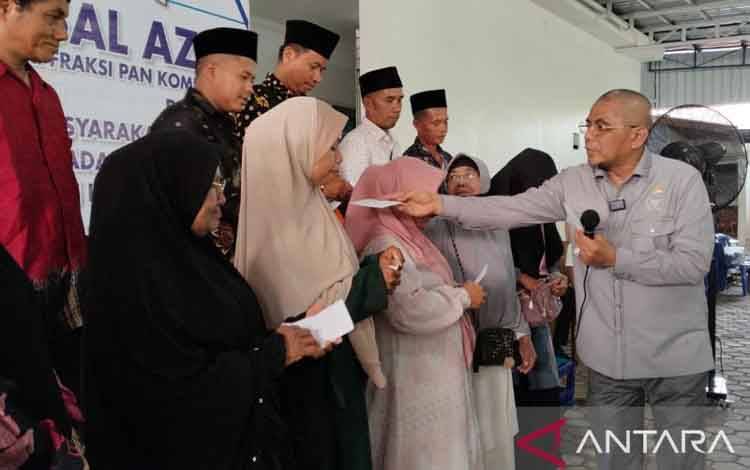 Anggota DPR RI Sumbangkan 100 Persen Gaji untuk Pemandi Jenazah