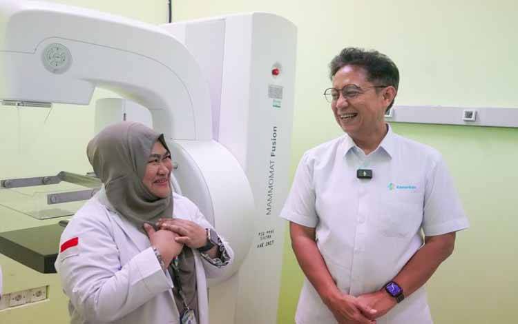Kemenkes Beri STR Seumur Hidup Bagi 7 Dokter Spesialis RI Lulusan LN