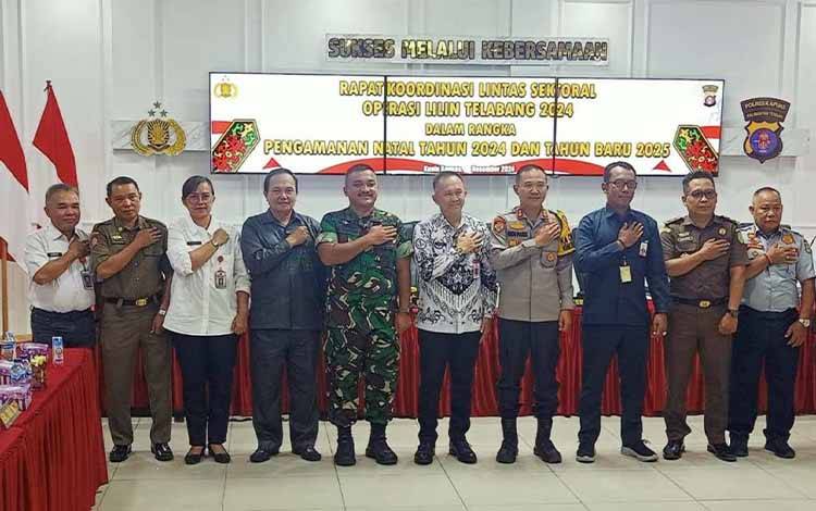 Hadiri Rakor Lintas Sektoral Operasi Lilin Telabang 2024, Ini Disampaikan Kadinkes Kapuas