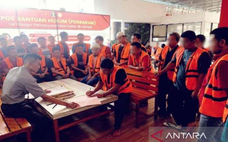 Lapas Sampit Tandatangani Putusan Pengadilan 30 Warga Binaan