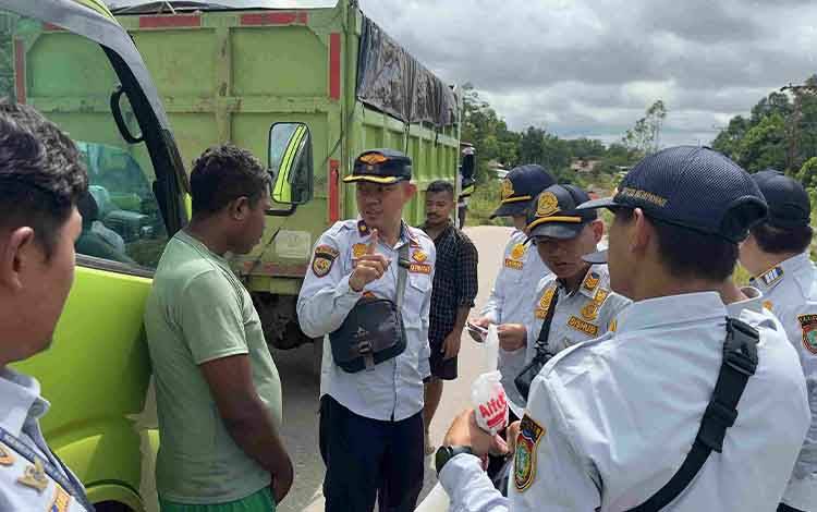 Dishub Kalteng Tegakkan Hukum Minimalisir Kecelakaan Angkutan Barang