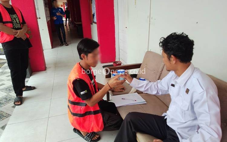Lapas Sampit Perketat Reintegrasi, 5 WBP Jalani Tes Urine