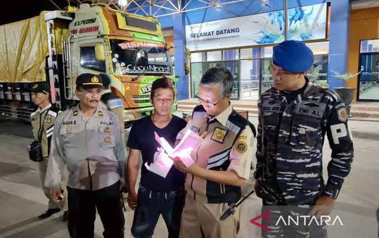 Karantina Kalsel Ingatkan Virus Babi Tidak Menular tapi Ancam Ekonomi