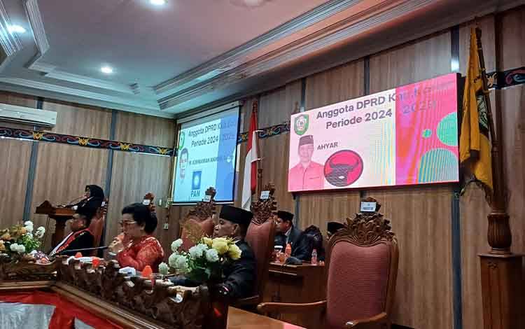Sekwan Lama dan Baru Beda Pandangan Terkait Keabsahan Pelantikan Ahyar Umar sebagai Anggota DPRD Kotim