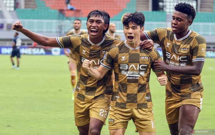 Dewa United Lanjutkan Tren Positif Seusai Tekuk Persis Solo 2-0