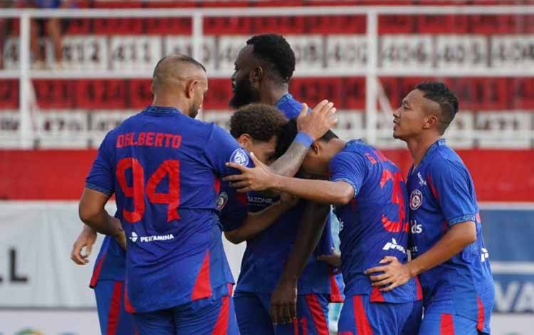 Arema FC Fokus Benahi Fisik Pemain Usai Kalahkan PSBS Biak