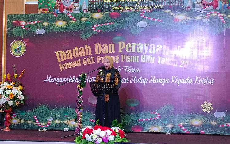 Penjabat Bupati Pulang Pisau Safari Natal ke Gereja Victoria