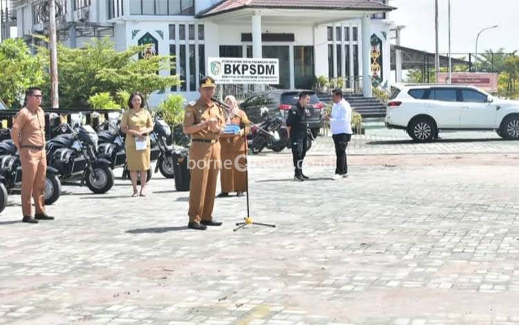 Pj Wali Kota Palangka Raya Tekankan Disiplin Pegawai Selama Libur Nataru