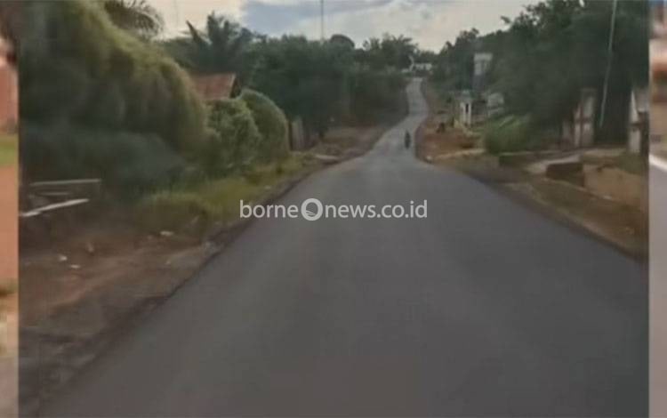 Akhirnya Warga Nikmati Jalan SP2H Parenggean Mulus Setelah Bertahun-Tahun