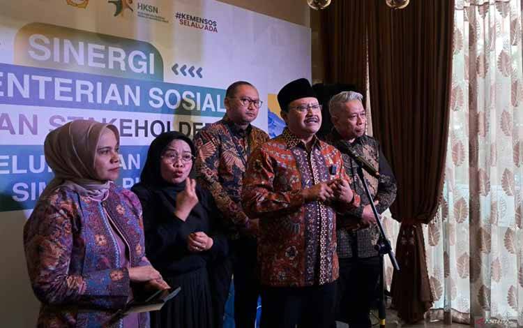 Mensos Konsolidasi Data dengan BPS Terkait Bansos Dampak PPN 12 Persen
