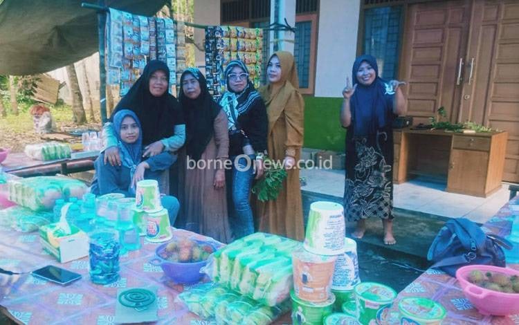Warga Desa Jaweten Dirikan Rest Area untuk Jemaah Haul Ke-20 Guru Sekumpul