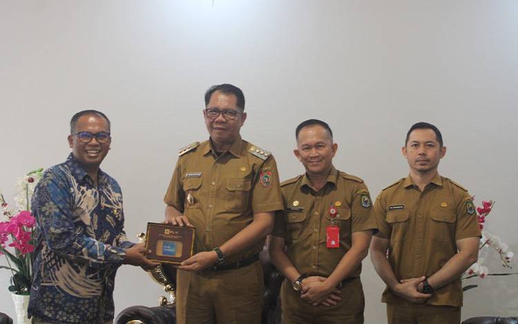 Pj Bupati Kapuas Sambut Baik Kebijakan Diskon Listrik 50 Persen dari PLN