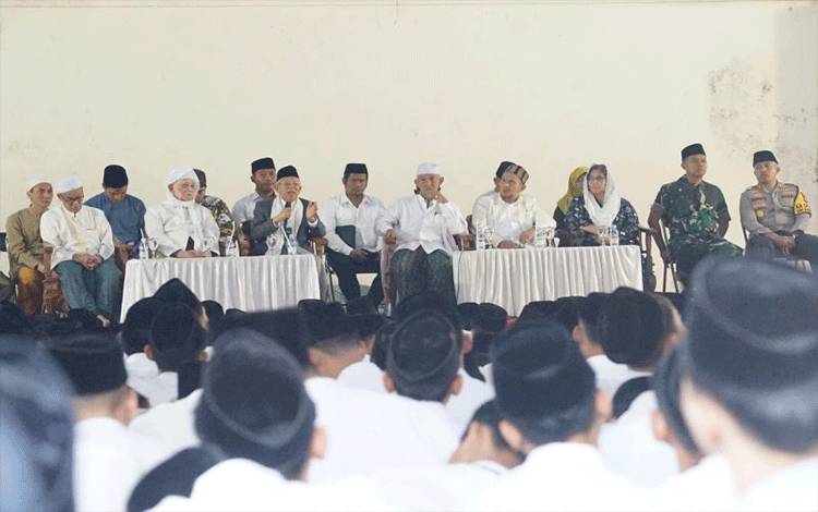 K.H. Ma'ruf Amin: Pesantren Tempat Menyiapkan Orang Paham Agama