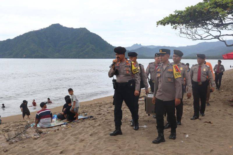 Analis Intelijen Opresiasi Pengamanan Natal dan Tahun Baru