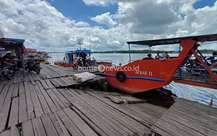 Pemuda Seranau Tagih Janji: Kecewa Pembangunan Jembatan Mentaya Tak Terwujud, Janji Pembangunan Dermaga Tak Kunjung Terealisasi