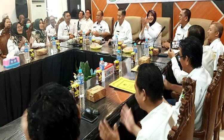 Pj Bupati Barito Utara Ajak Seluruh Elemen Masyarakat Bersinergi Atasi Stunting