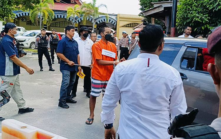 Rekonstruksi Kasus Polisi Bunuh Sopir: Ada Dua Versi Pembuangan Jenazah Korban