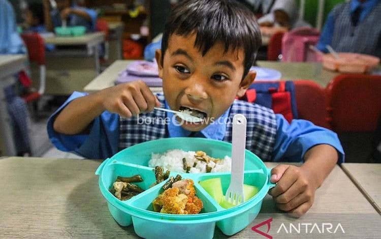 Indonesia Mulai Program Makan Bergizi Gratis Hari ini, Kalteng Belum Masuk Daftar