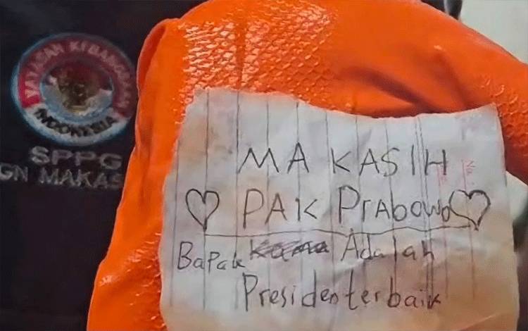 Prabowo Dapat Surat Cinta dari Siswa SD Berkat Makan Bergizi Gratis