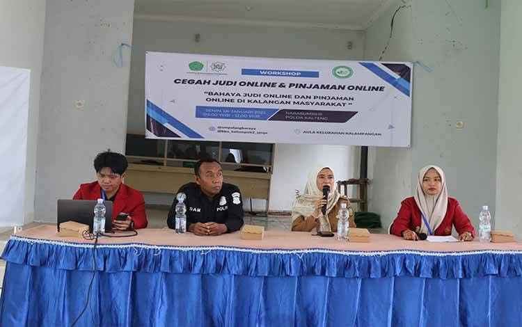 Kelurahan Kalampangan dan Tim Virtual Police Sosialisasikan Bahaya Pinjol dan Judi Online