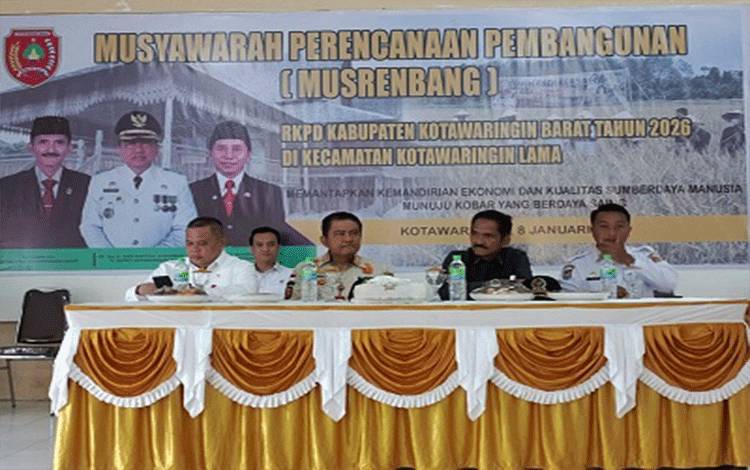 Ketua DPRD Kobar Sampaikan Pokok Pikiran dalam Musrenbang Kecamatan Kotawaringin Lama