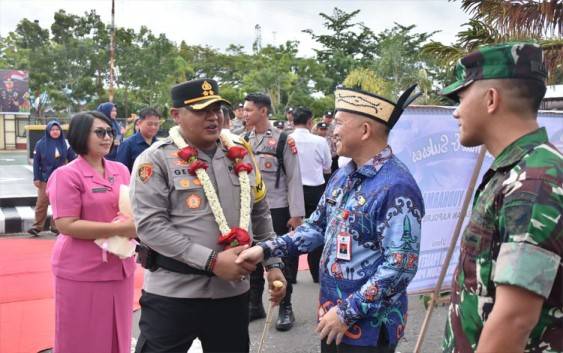 Sekda Kapuas Hadiri Penyambutan Kapolres yang Baru