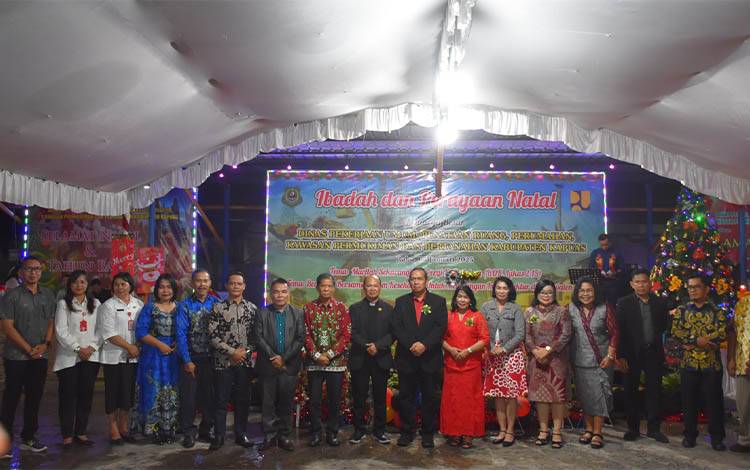 Sukacita Natal Dinas PUPRPKPP Kapuas, Pererat Persaudaraan dan Semangat Membangun Infrastruktur