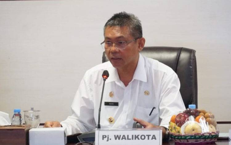Pj Wali Kota Palangka Raya Minta Camat dan Lurah Lakukan Pendekatan Humanis