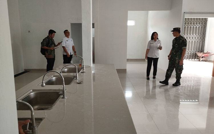 Dandim 1016 Palangka Raya Tinjau Unit Pelayanan Makanan Bergizi Palangka Raya
