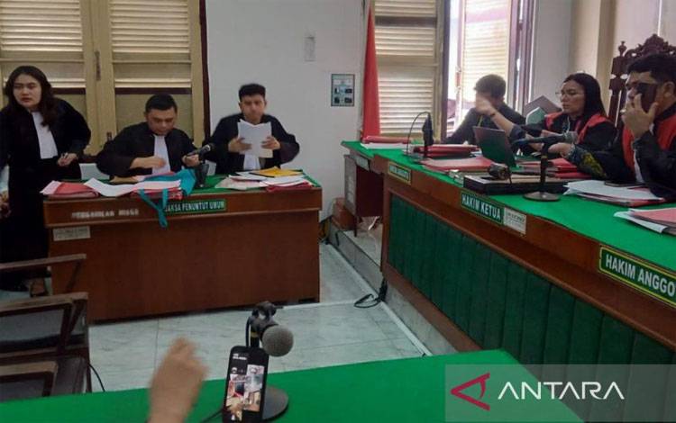 Jaksa Tuntut 8 Tahun Penjara Pegawai BRI "Rampok" Uang Rp5 Miliar