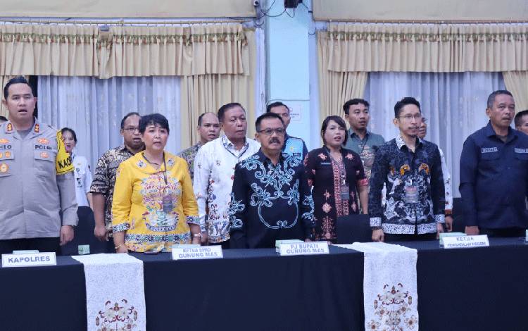Pj Bupati Gunung Mas Hadiri Rapat Pleno Petenatan Bupati-Wakil Bupati Terpilih